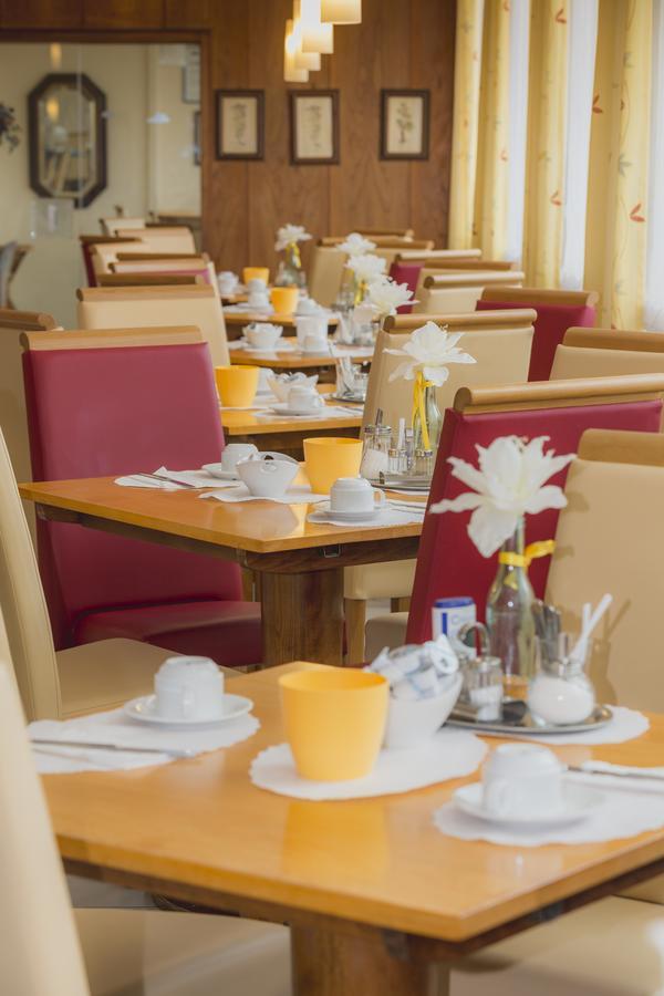 Hotel Excelsior Cassel Extérieur photo